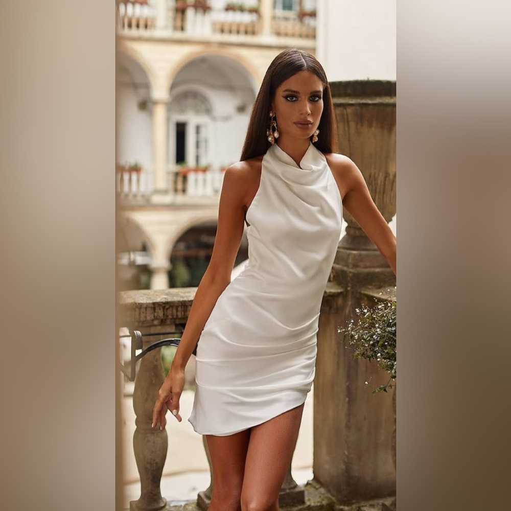 Alamour the Label Blanche White Dress